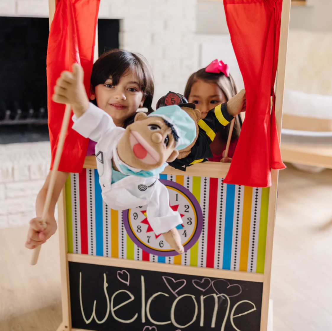 Puppets & Puppet Theaters