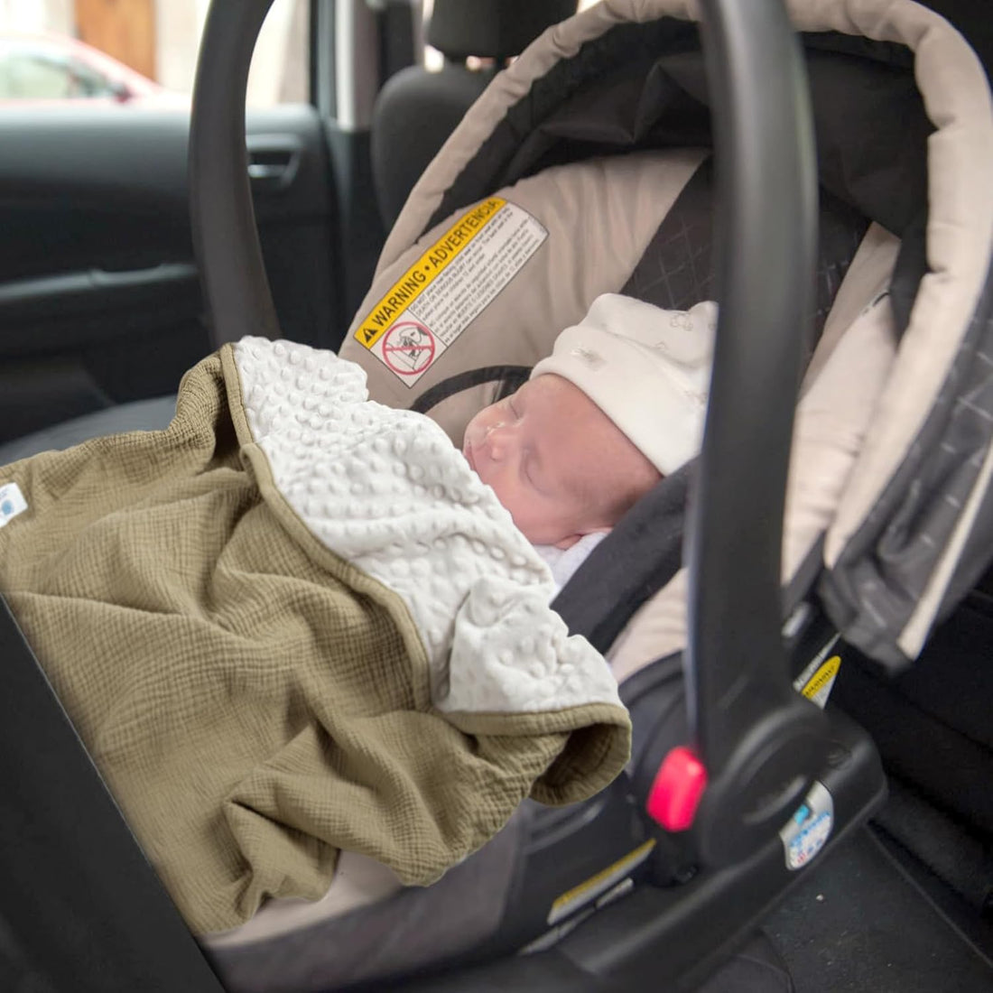 How to Choose the Right Car Seat by Age & Safety Rating