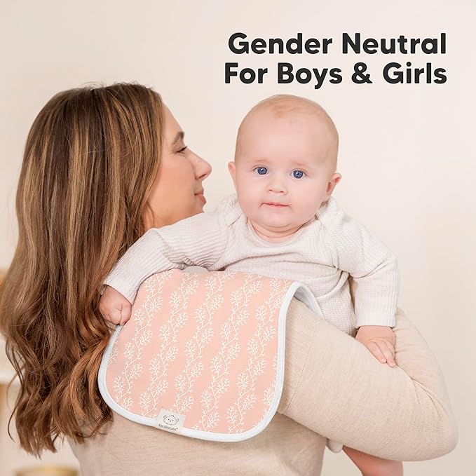 How to Choose the Right Baby Bib: Cotton vs. Silicone vs. Waterproof | TenderBeans