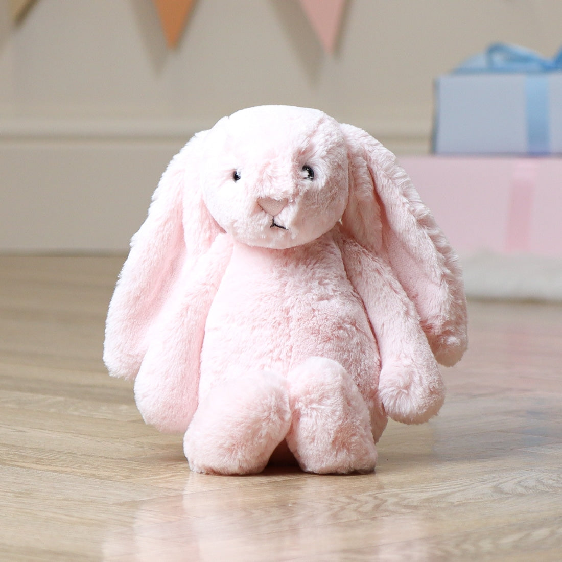 Stuffed Animals & Plush Toys