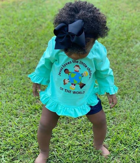 Wee Ones Girls' Plain Wrap Classic Grosgrain Hair Bows on a WeeStay No-Slip Hair Clip, Handmade, King, Shocking Pink