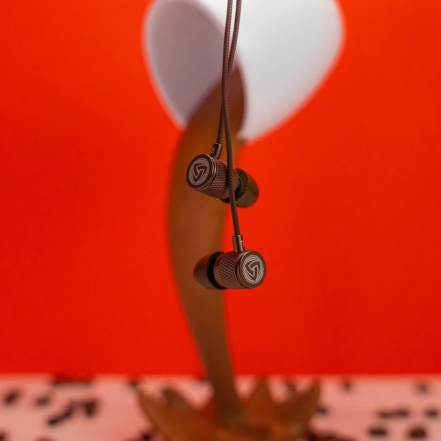 LUDOS Ultra Wired Earbuds in-Ear Headphones, 5 Years Warranty, Earphones with Microphone, Noise Isolating Ear Buds, Memory Foam for iPhone, Samsung, School Students, Kids, Women, Small Ears - Brown