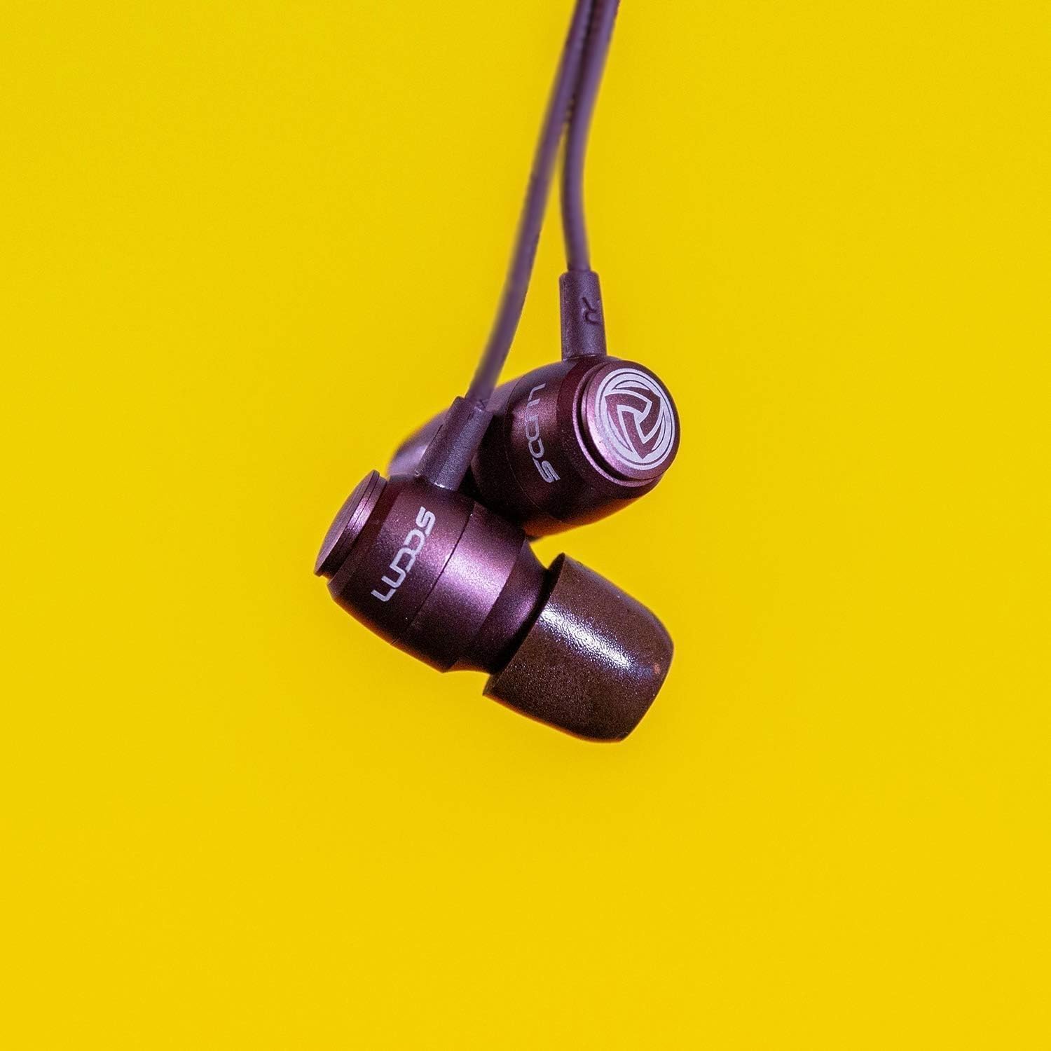 LUDOS Clamor USB C Headphones for iPhone 16 15 Pro Max Plus iPad Pro, 5 Years Warranty, USB-C Earbuds for Samsung Galaxy S24 S23 Ultra S22 S21 FE S20 A55 A54 A53, USB Type C Earphones - Brown