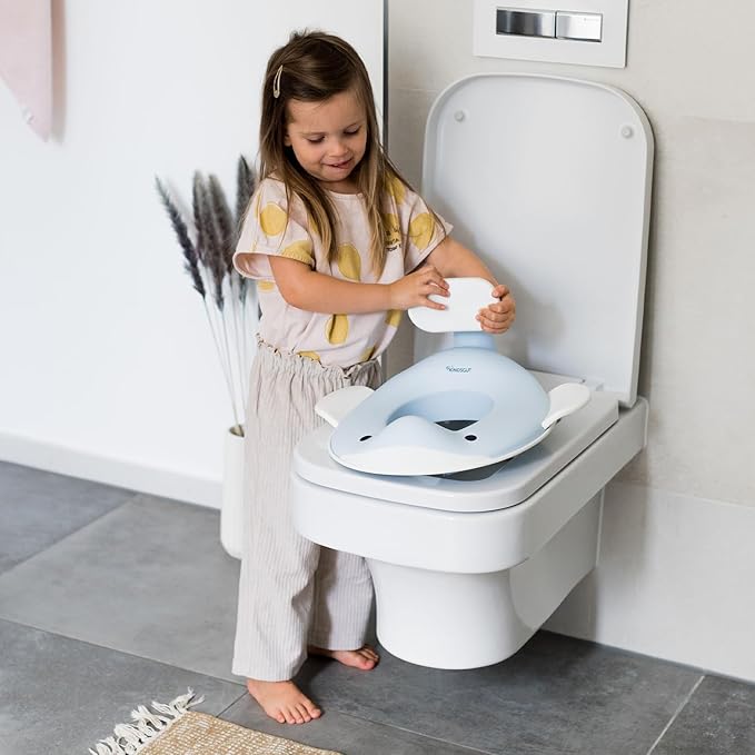 Kindsgut Potty Training Seat in whale design, designed in Germany, suitable for all toilet shapes non-slip toilet seat, Light Blue