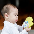 bblüv - Glüv - Original Silicone Baby Teething Mitten with Opposable Thumb, Self Soothing Teether Toy, Includes a Storage Bag (Lime)