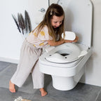 Kindsgut Potty Training Seat in whale design, designed in Germany, suitable for all toilet shapes non-slip toilet seat, Light Grey