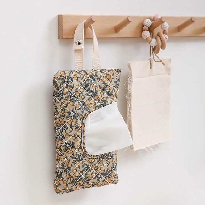 Quilted Baby Wipe Holder Floral Quilted Diaper Pouch Portable Mommy Bag for Travel Stroller Daily Casual (Green)