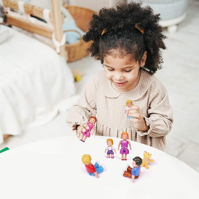 Playkidz Family Figures - Set of 7 Small Toy People for Dollhouse Play, Includes Parents, Sibling, and Pet - Doll House Accessories for Children