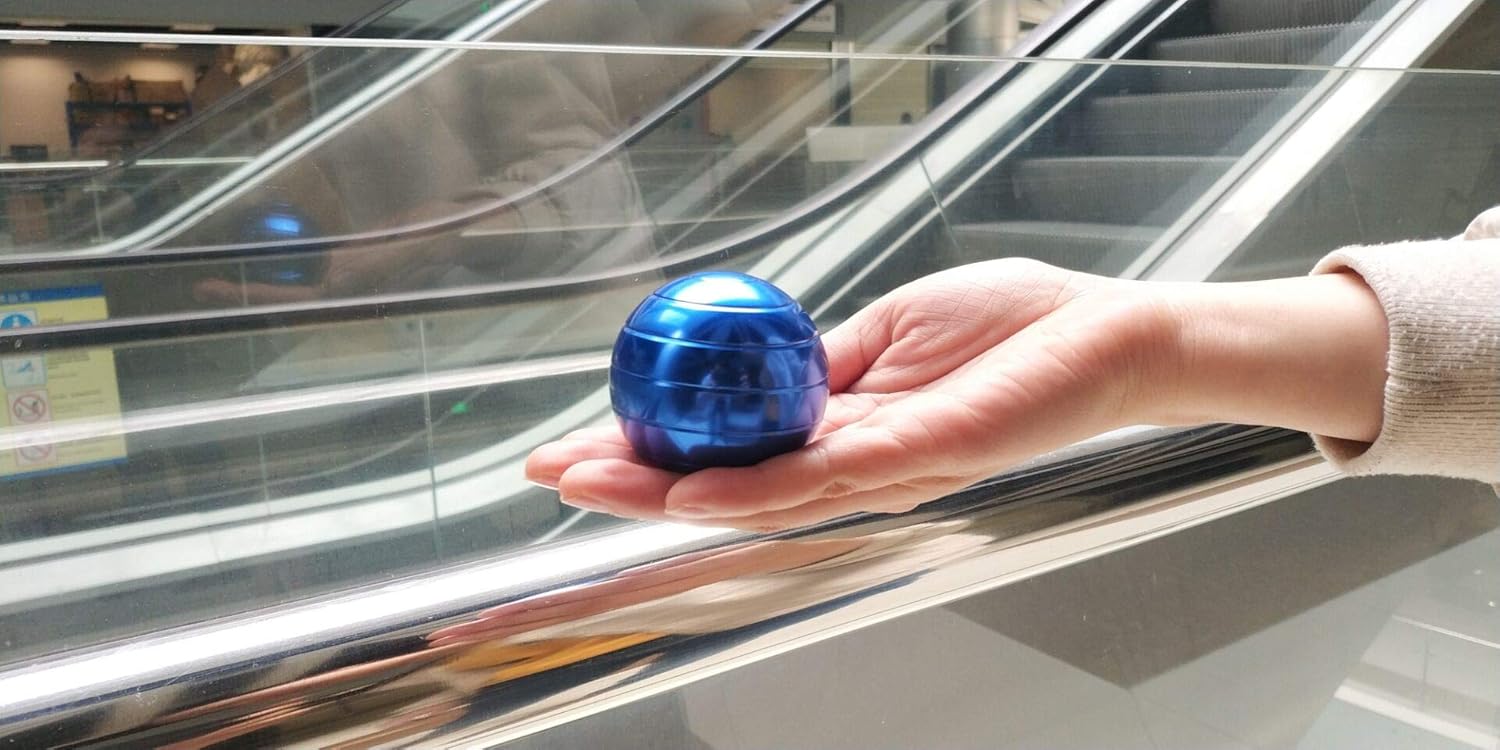 Fidget Toys,Full Body Optical Illusion Kinetic Desk Toys Ball,Gifts for Men,Women,Kids Size 2.1"