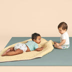 The Honest Company Clean Conscious Diapers for Delicate Skin | Up to 100% Leakproof | Hypoallergenic, Fragrance Free | Gender Neutral | Super Club Box, Size 1 (8-14 lbs), 136 Count (Prints May Vary)