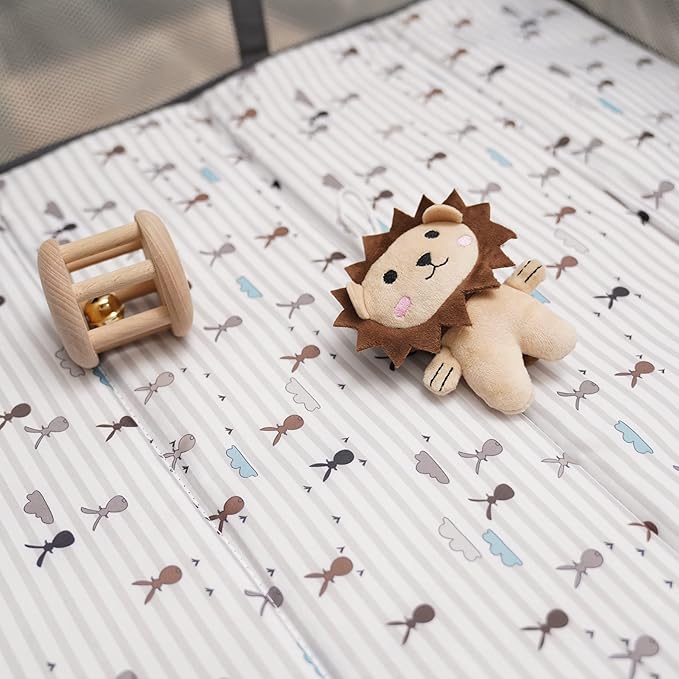 Pamo Babe Portable Playard,Sturdy Play Yard with Padded Mat and Toy bar with Soft Toys