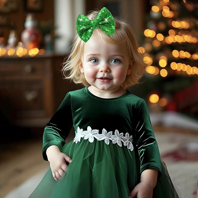 Christmas Hair Bows Clips Green Sequins Alligator Hair Clips Bows for Girls Red Glitter Barrettes Little Bow Hairpins Toddler Teens Sparkly Hair Accessories for Kids Teens Gift