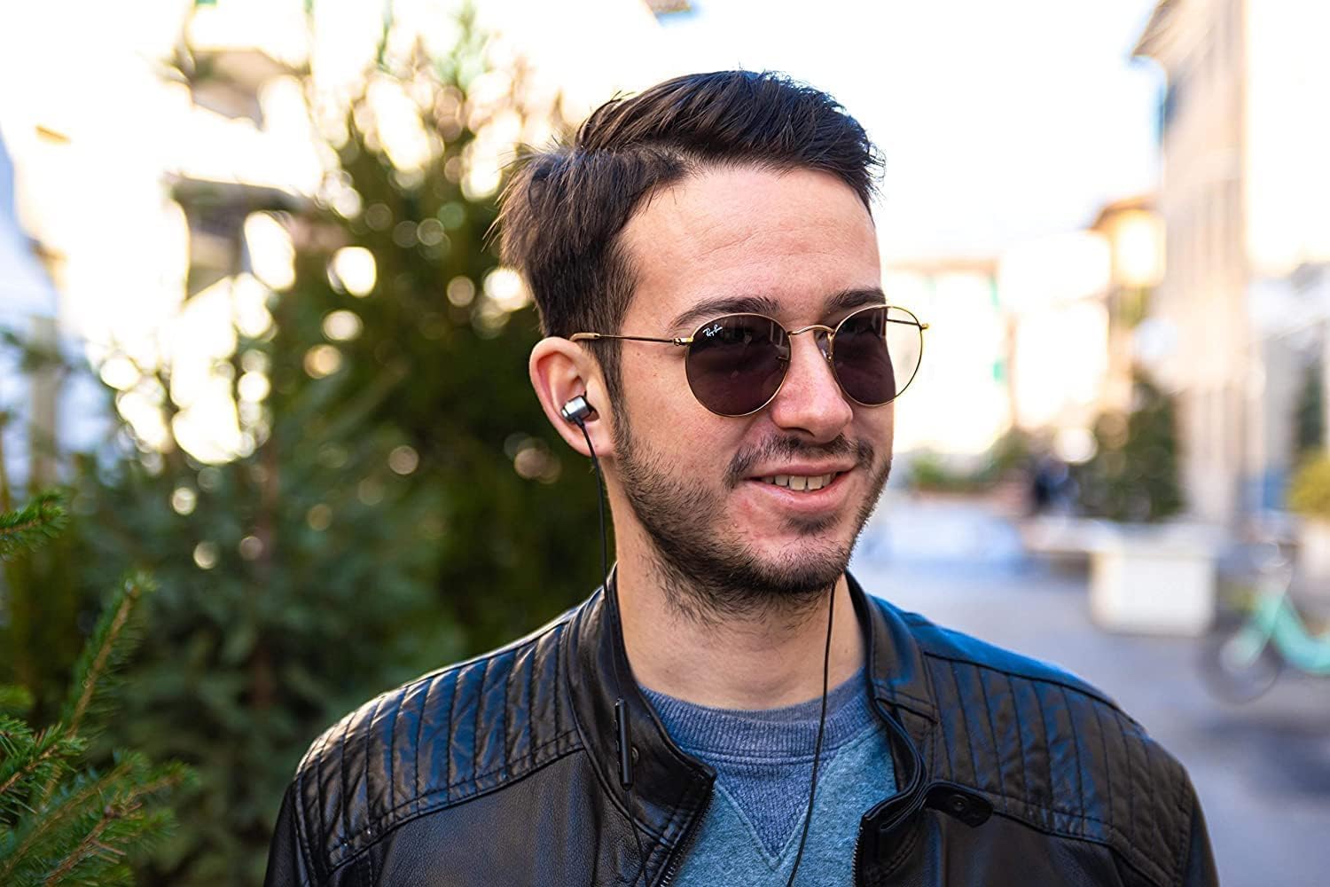 LUDOS Clamor Wired Earbuds in-Ear Headphones, 5 Years Warranty, Earphones with Microphone, Noise Isolating Ear Buds, Memory Foam for iPhone, Samsung, School Students, Kids, Women, Small Ears - Grey