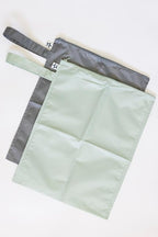 Tiny Twinkle Mess proof Waterproof Wet Dry Bag,2pk Reusable Wet Bags for Swimsuits&Baby Clothes,Leakproof Wet Bag,Waterproof Bag for Travel&Diaper bag,Wet Bags for Baby (Sage, Charcoal)