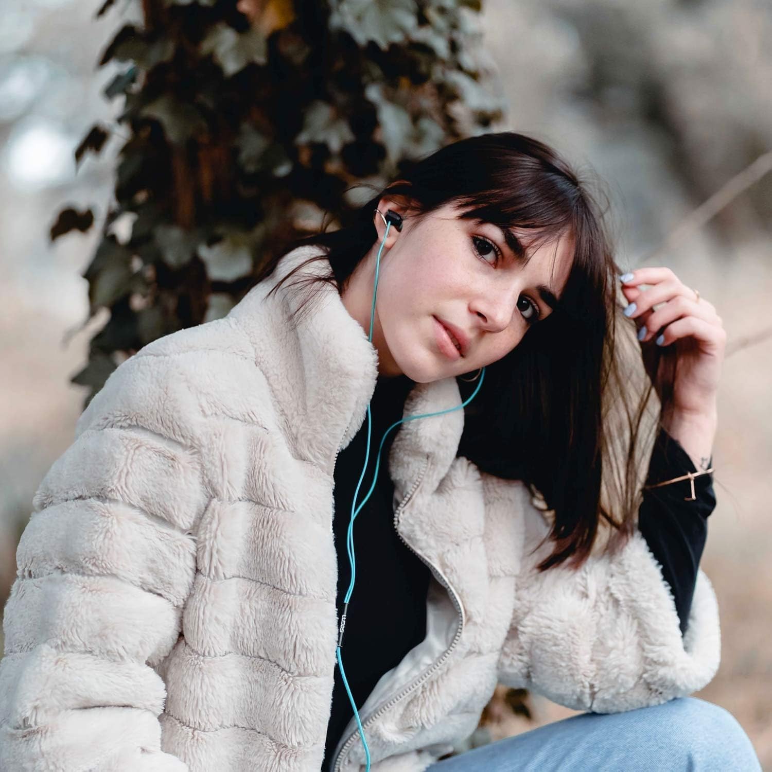 LUDOS Ultra USB C Headphones for iPhone 16 15 Pro Max Plus iPad Pro, 5 Years Warranty, Magnetic USB-C Earbuds for Samsung Galaxy S24 S23 Ultra S22 S21 FE S20 A55 A54 A53, USB Type C - Turquoise