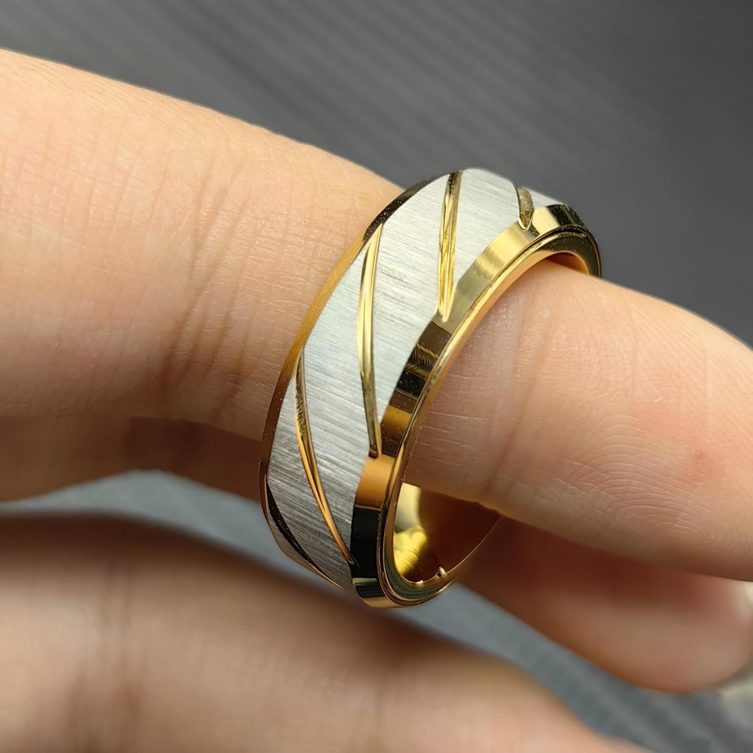 EDC Fidget Slider Fidget Toy Adult Stress Relief Metal Ratchet Ring Jewelry ADHD Recreational Fidget Toy Tactile Coin (Golden, 13)