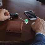 1Pc Green Long-Lasting Light Up Key Presser Toy, Portable Keyboard Switcch Fidget Toy|Lighted Key Clicker Toy with Chinese Character,Button Press Fidget Toy for Adults Office Fidget Toys Fidget Blocks