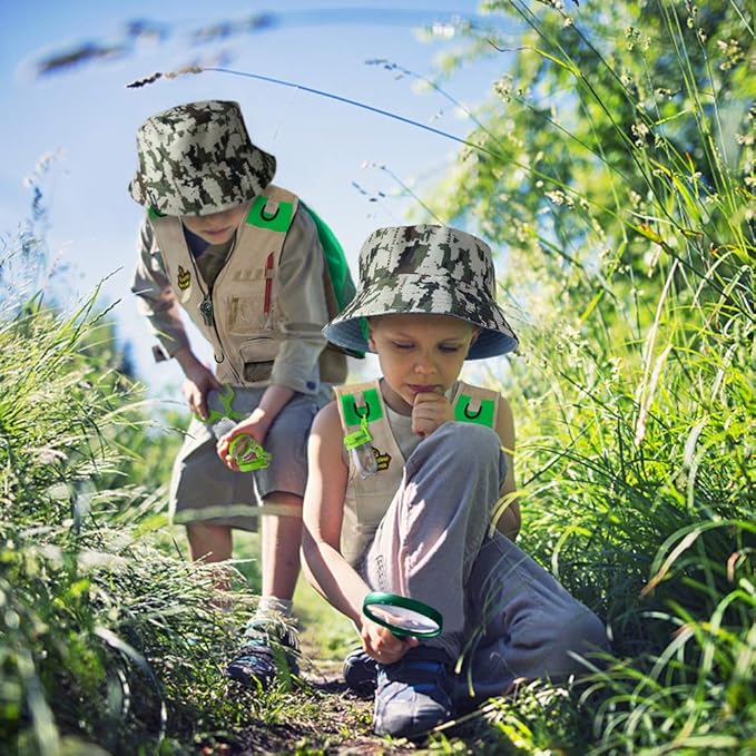 ESSENSON Outdoor Explorer Kit & Bug Catcher Kit with Vest, Outdoor Toy Gift for 3 4 5 6 7 8+ Year Old Boys Girls Kids Binoculars, Magnifying Glass, Butterfly Net, Camping, Adventure