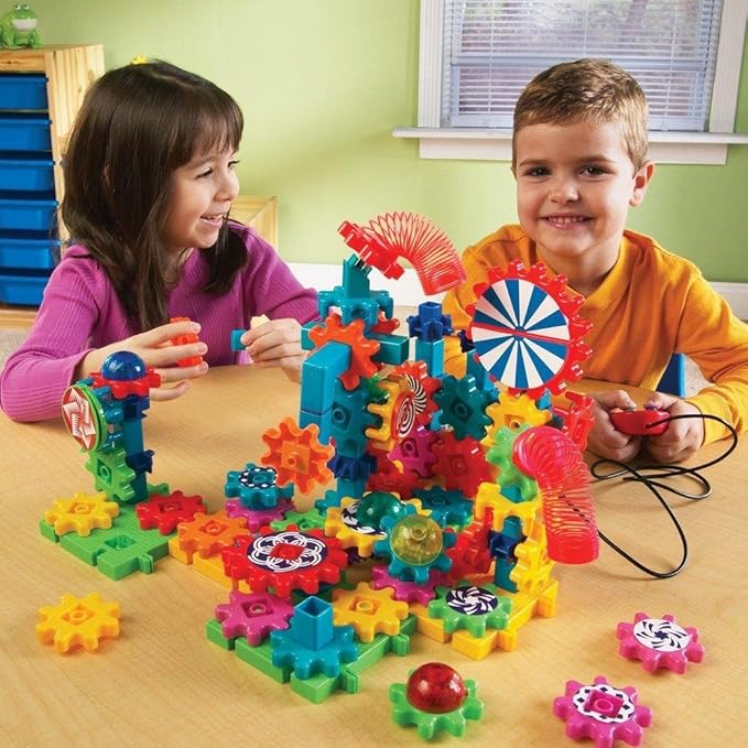 Learning Resources Gears! Gears! Gears! Lights & Action Building Set, STEM Activities, Fine Motor Skills, Toddler Explorer Kit, Science and Construction, Boys and Girls Gifts, 121 Pieces, Ages 5+