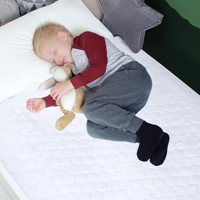 Hygge Sheets® Potty Training Pee Pads for Kids, Toddlers - 2 Pack - 100% Waterproof, Non Slip Bed Wetting Pad for Twin Beds - Washable, Reusable Mattress & Sheet Protector - White