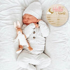 Baby Announcement Sign, 5.9 Inch Wooden Hello World Newborn Signs, Birth Announcement Sign and Pen, Moon and White Cloud Decoration, Welcome Newborn Arrival to World, Hospital Nursery for baby (Pink)