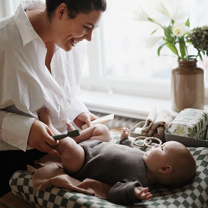 mushie Diaper Cream Applicator Soft Silicone with Suction Base (Navy)