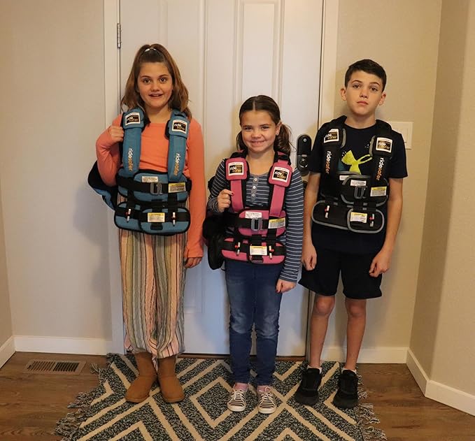 Large Black, Lightweight, Compact, Portable Car Seat - Perfect for Travel and Everyday Child Safety