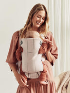 BabyBjörn Baby Carrier Mini, 3D Jersey, Light Beige | Newborn Carrier (7-25 lbs), Ergonomic, Easy-to-Use