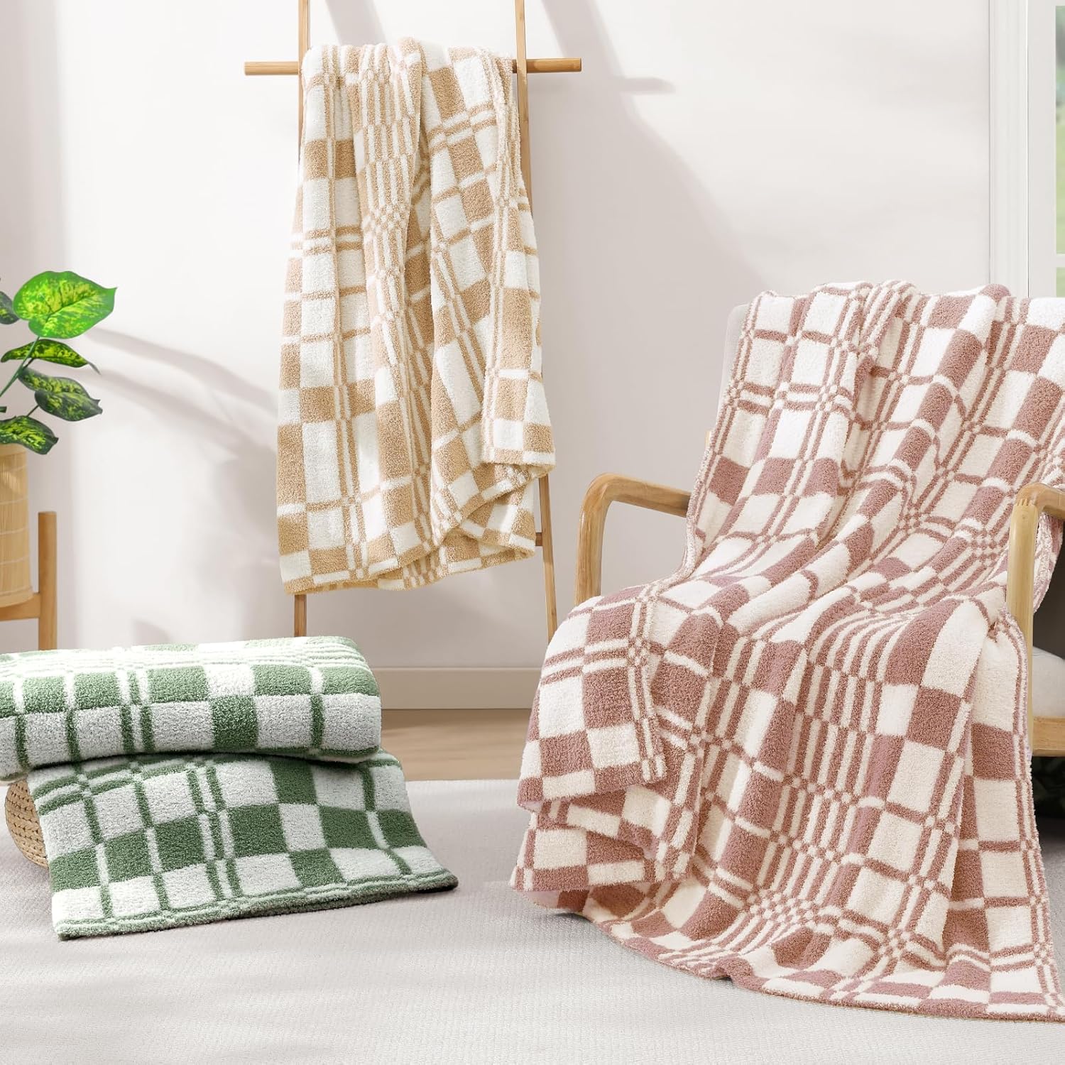 WRENSONGE Checkered Throw Blanket, Clay Pink Soft Cozy Fluffy Warm Hand Made Throw Blankets for Couch, Sofa, Chair, Bed, Camping, Picnic, Travel Lightweight Bed Blanket - 50"*60"