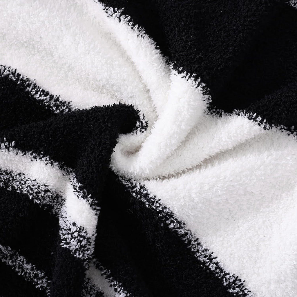 WRENGONGE Black White Throw Blanket, 50x70 Soft Cozy Striped Throw Blankets for Couch, Sofa, Bed, Travel, Lightweight Fluffy Warm Plush Decorative Blankets for Women, Men,Kids Gift