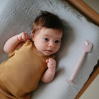 mushie Diaper Cream Applicator Soft Silicone with Suction Base (Soft Lilac)