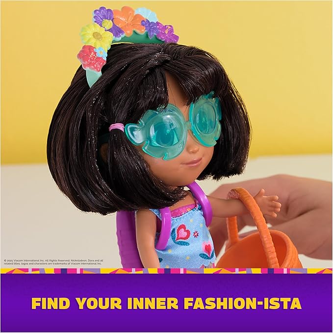 Dora, Dress Up Adventure Dora, 6-inch Doll with Removable Clothes & Accessories, Kids Toys for Girls & Boys Ages 3 and Up
