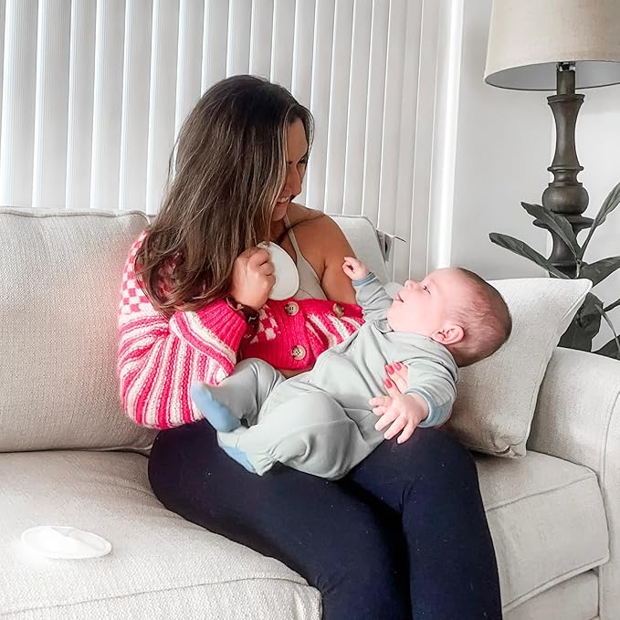 Ameda Washable Nursing Pads | 4 Pairs (8 Count) | Organic Bamboo Nursing Pads | Breastfeeding Supplies | Reusable Breast Pads for Leaking Milk | Breastfeeding Pads | Includes Mesh Laundry Bag