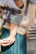 Beco Gemini Baby Carrier from Newborn to Toddler - Certified Ergonomic Newborn Baby Carrier for Infants and Children of 7-35 lbs - M Shape, Adjustable Seat, 100% Cotton (Geo Floral)