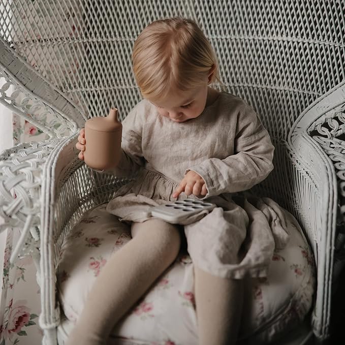 mushie 100% Silicone Baby Sippy Cup | 6 Months+ (Natural)