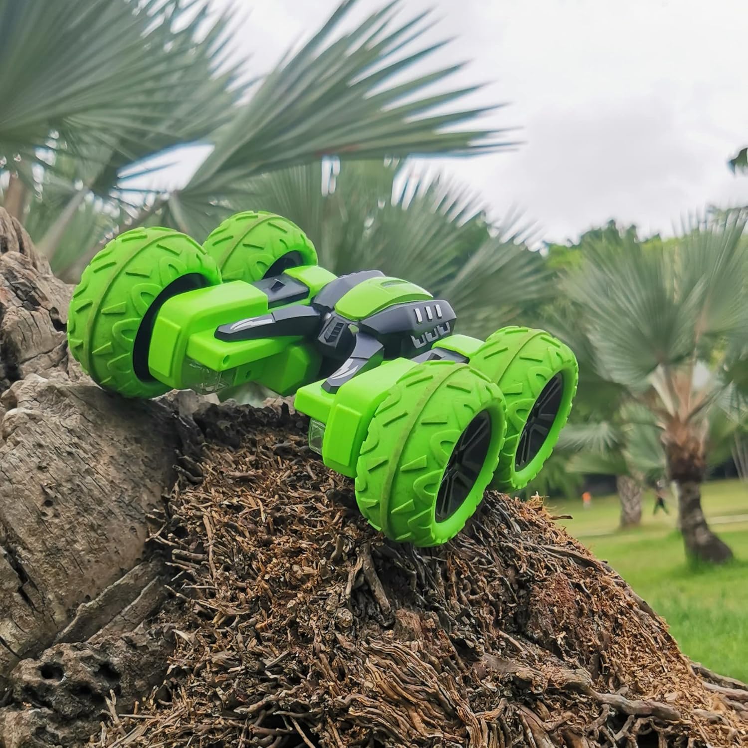 Threeking RC Stunt Car Remote Control Cars with Lights Rotating Double-Sided Driving Indoor Outdoor Toys Gifts Presents for 6 7 8 9 10 11 12 Year Old Kids Boys Girls