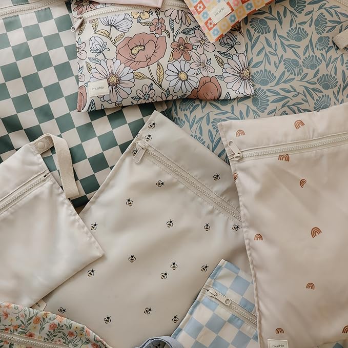 mushie Water Resistant Wet Bags | Large & Small Reusable Storage Bag for Baby Items and Travel | Zippered Pockets with Handle | Machine Washable, Set of 2 (Bees)