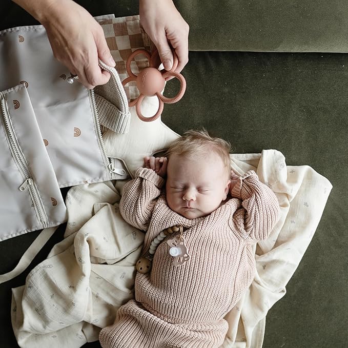 mushie Water Resistant Wet Bags | Large & Small Reusable Storage Bag for Baby Items and Travel | Zippered Pockets with Handle | Machine Washable, Set of 2 (Rainbows)